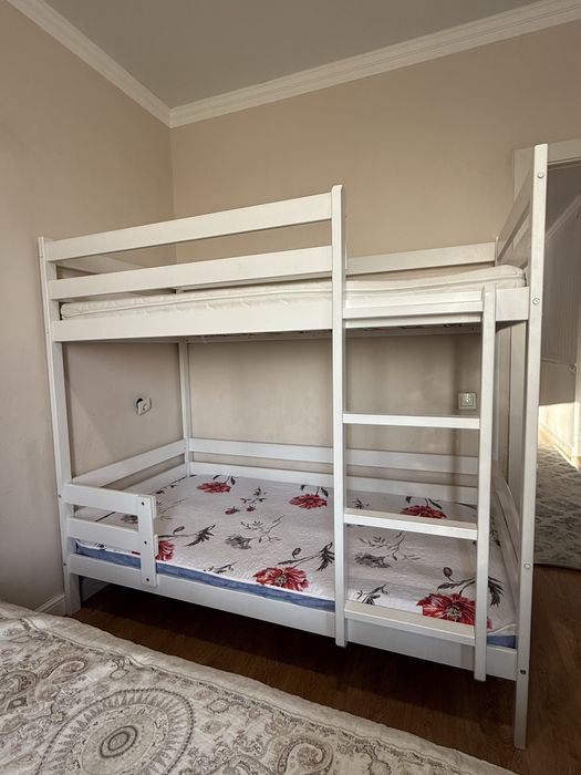 Детский кровать