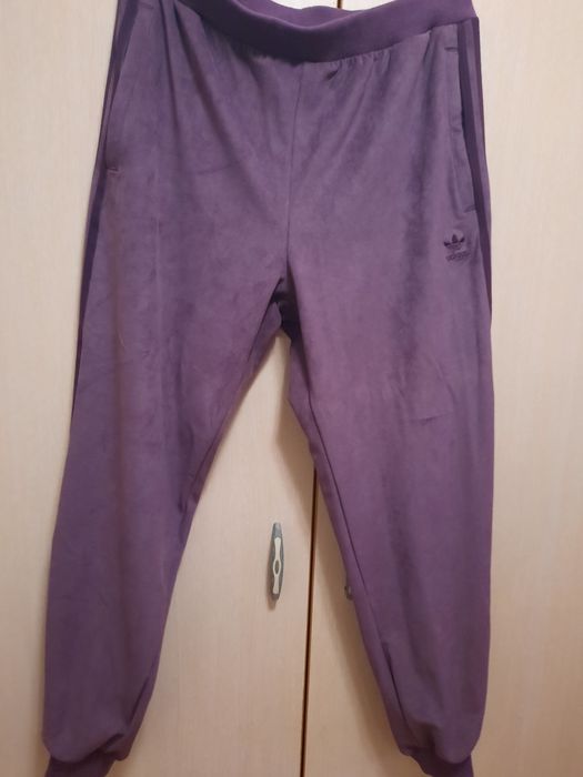 Луксозна дамска спорта долница ADIDAS