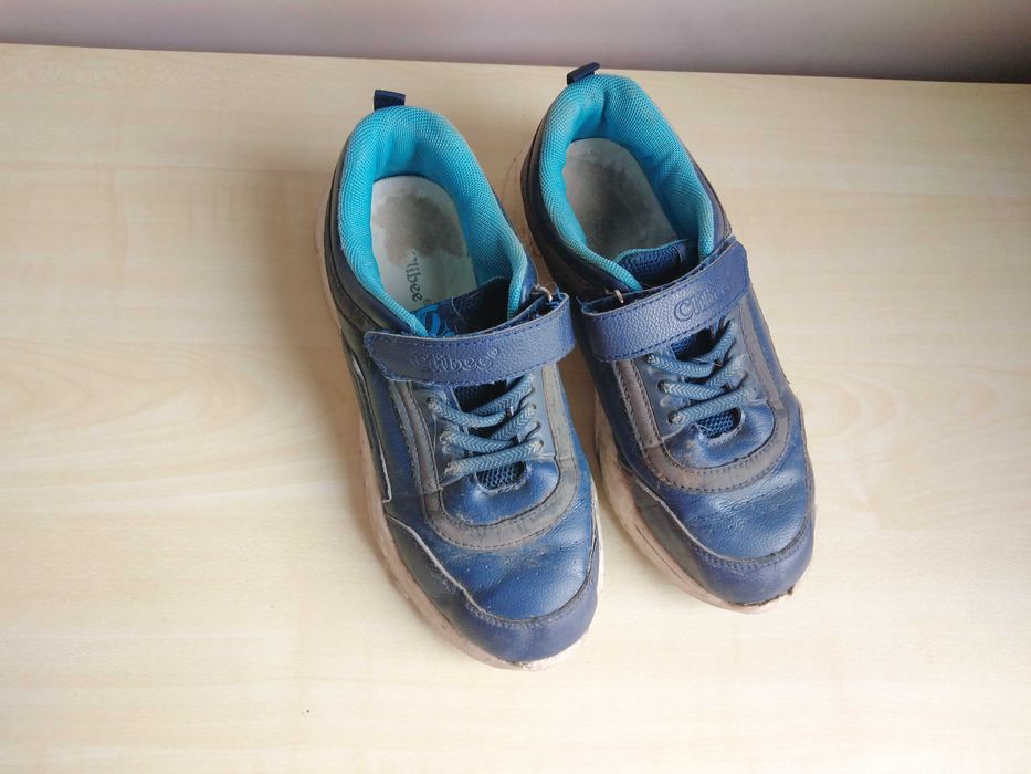 Футболни обувки Kipsta, маратонки Clibee 37 номер и плетени 36 номер