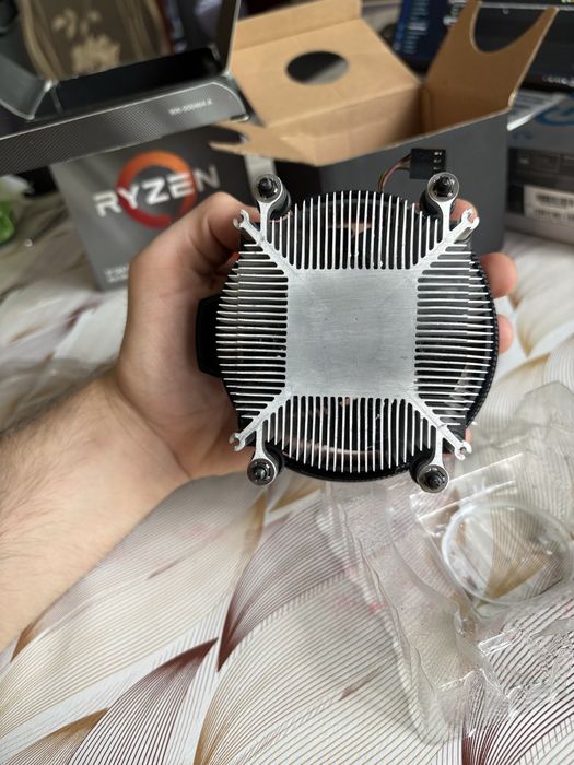 Стоков охладител от Ryzen 5 3600X