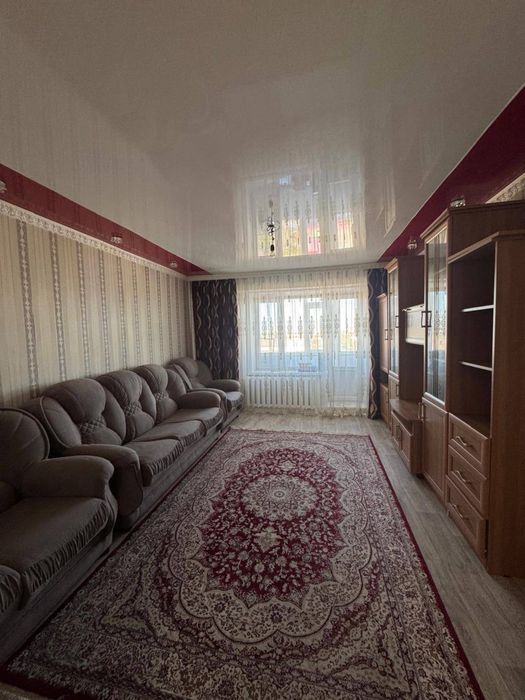 Продам трехкомнатную квартиру