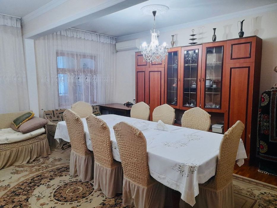 Продается 4 комн квартира, Юнусабад 18, ул. Юнус Ота, 2 этаж