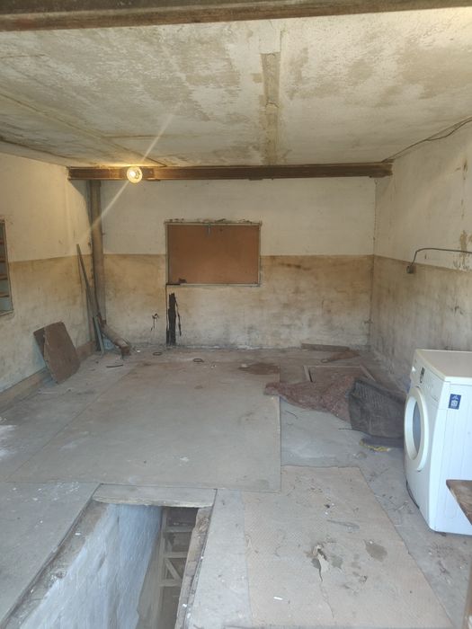 Продам гараж в Районе