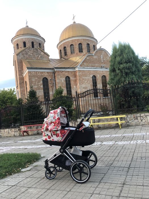 Cybex priam spring bollossom бебешка количка