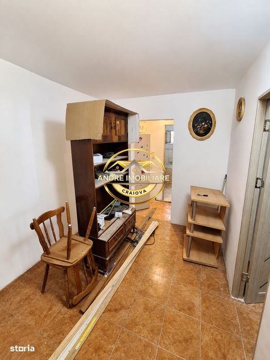 Apartament decomandat,Rovine,parter înalt,centrală termică,cu balcon