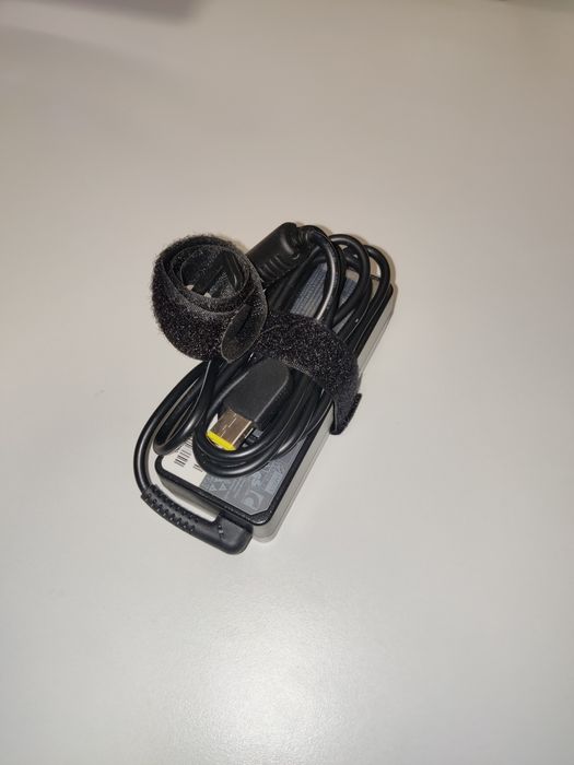 Лаптоп Lenovo yoga 500 14IBD 360°