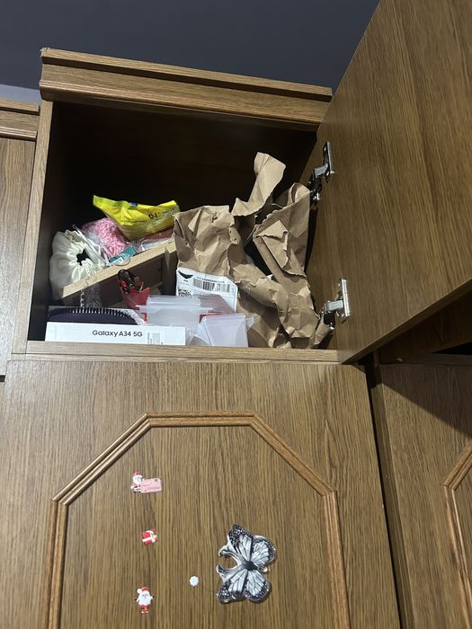 Mobila, dulap, tresing