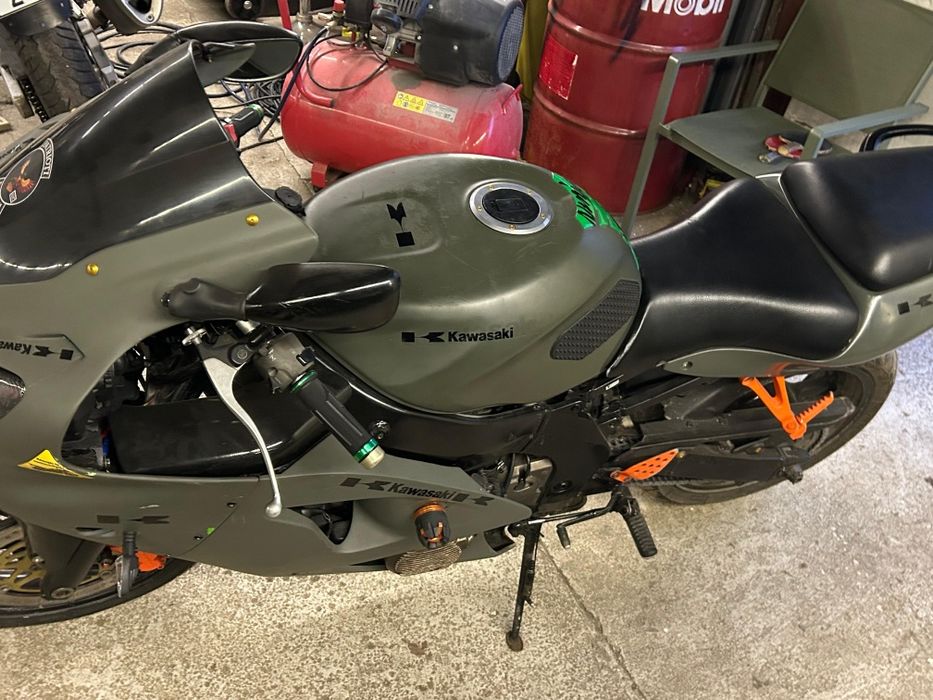 Kawasaki Ninja ZX-6R  2500€ negociabil