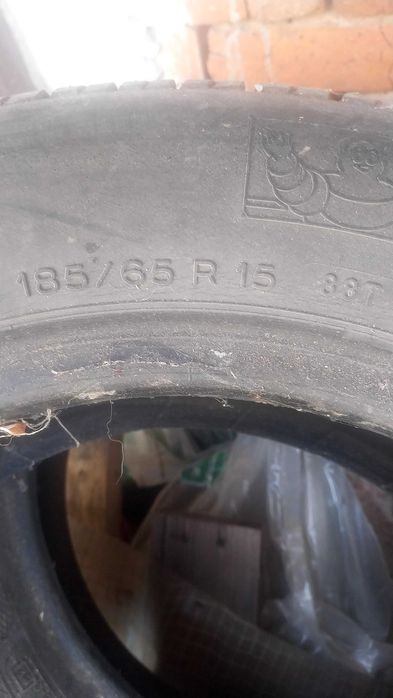 Една летна гума Michelin R15 за 45 лева