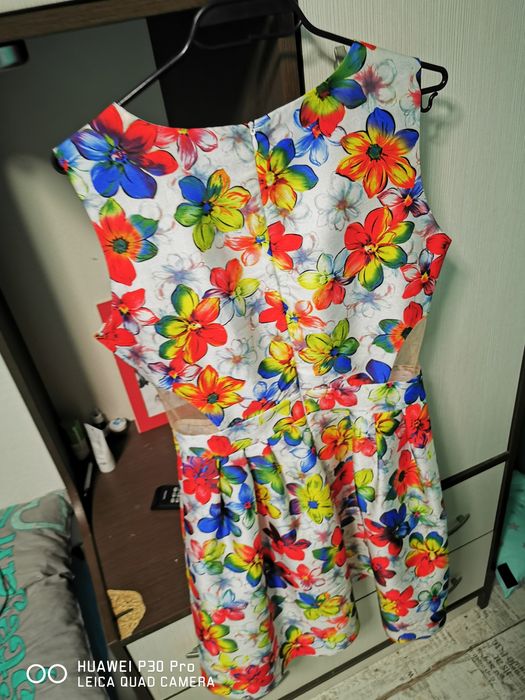 Rochii mărimea 38-40(M-L) ca noi