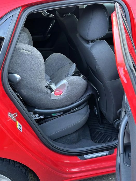 Audi A1 Sportback Stare foarte buna, Trapa, Stronic, Xenon, 4 locuri, 1.6tdi