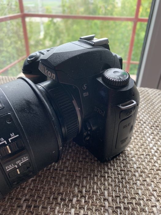 Nikon D70s + Nikkor 80-200 f2,8
