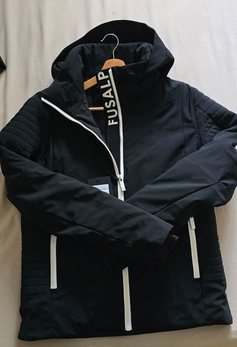 Fusalp Power III noir ski jacket featuring water-repellent stretch sof