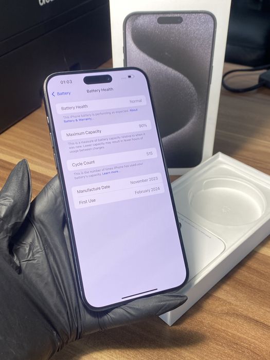 iPhone 15 Pro Max • 256 GB • Black Titanium