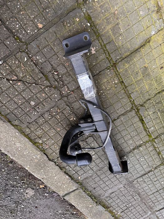 BMW X3 E83 Теглич