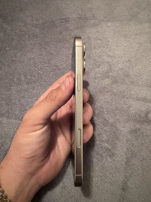 16 pro max 256 natural / 91 % / varianta e sim