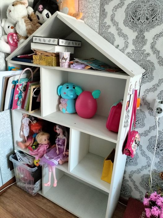 Продам стеллаж детский