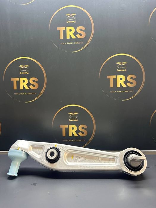 Преден прав Носач Tesla model Y десен ляв оригинален