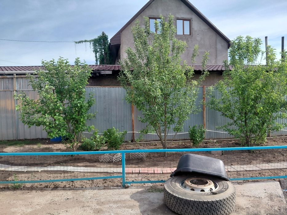 Продам дом два этажа