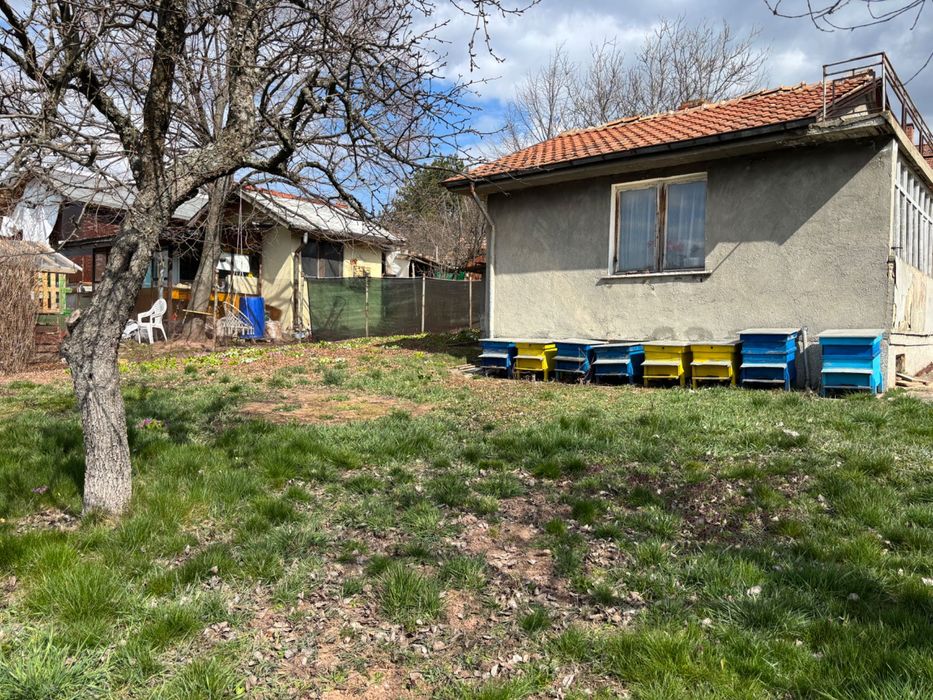 Малък рай в с. Вакарел