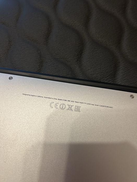 Macbook air 13 A1466 (Early 2014) baterie 91 cicluri