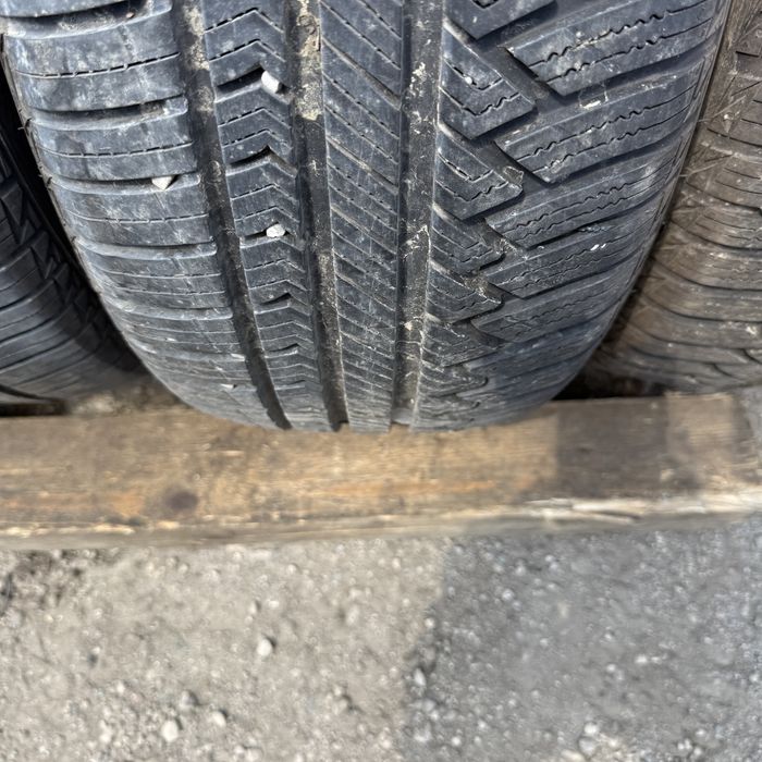 4 броя зимни гум Sailun 215/55 R17 Dot 3124 ном 224