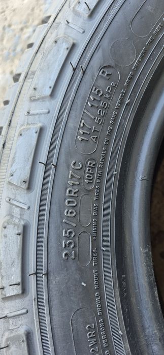 2 anvelope vara ca noi  Michelin 235/60/17C,dot 2024.Pret/bucata.
