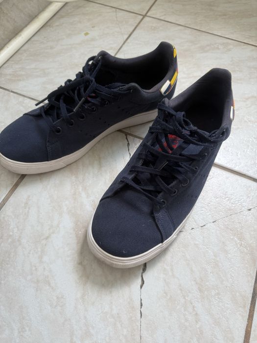 tenesi adidas albastri