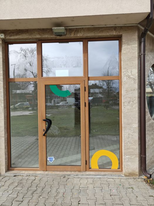 Търговско помещение на главната