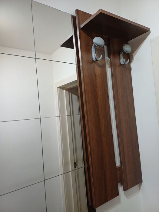 Vând pantofar și cuier mobexpert