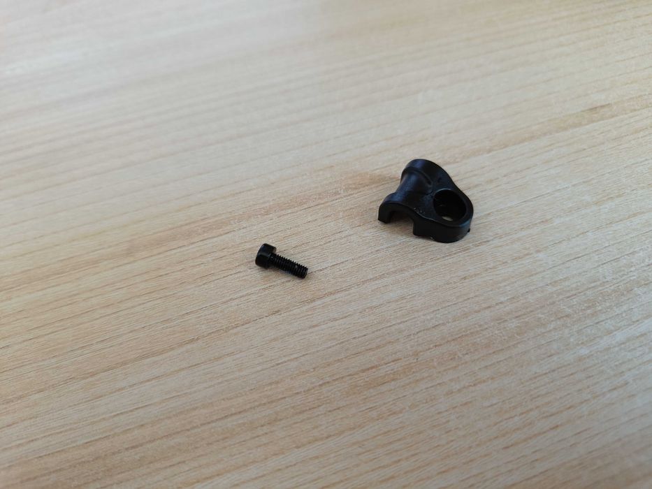 Проходна ос 20mm за вилка Fox