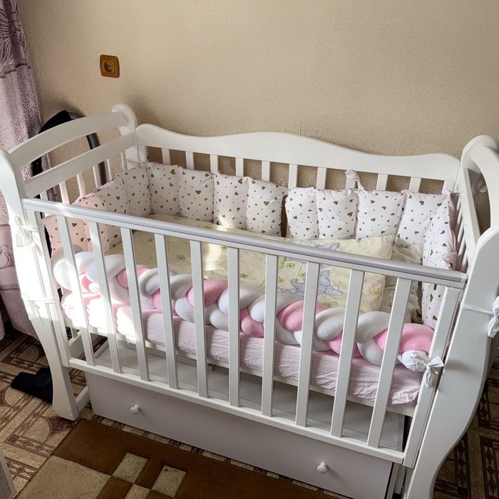 Продаю детскую кроватку