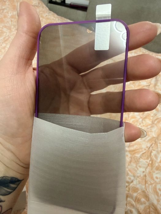 Продам чехлы на айфон 15 про