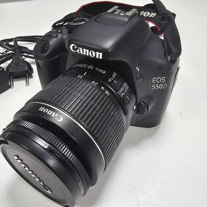 Фотоаппарат Canon EOS 550D