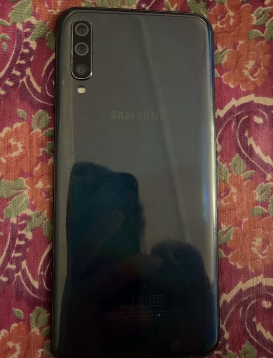 Самсунг А50 сатылады