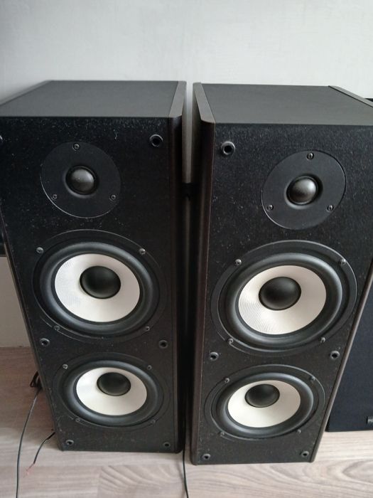 Продам колонки в хорошем состоянии