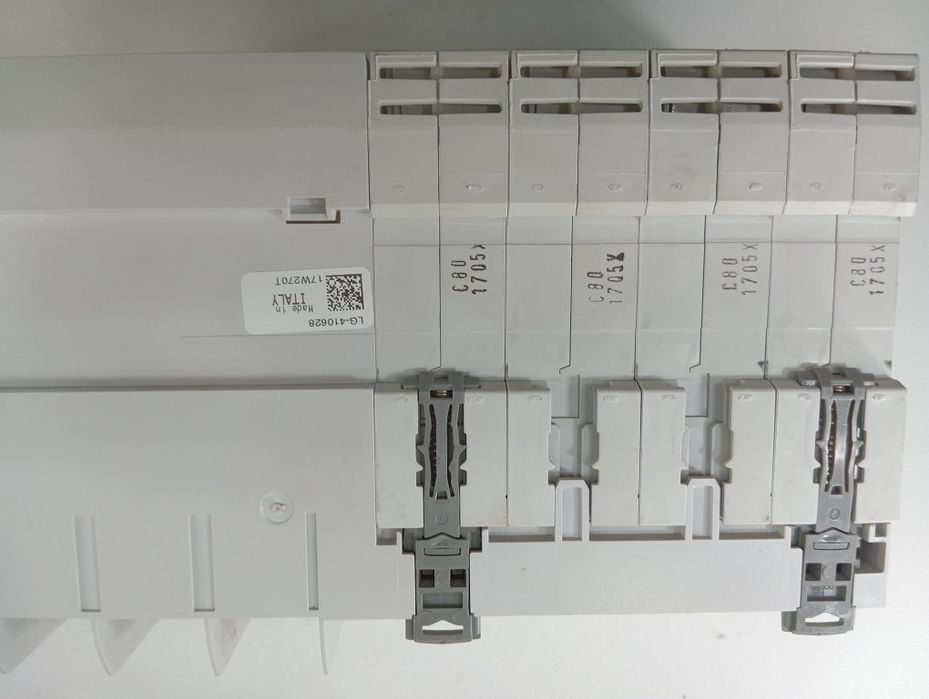 Дифавтоматы Legrand C80 / C32