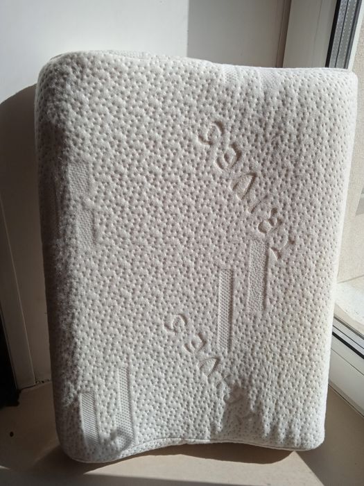 Подушка ортопедическая