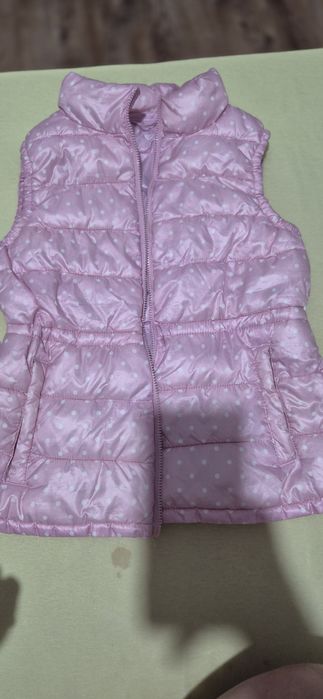 Безрукавка Бенетонн для девочек 4-8 лет