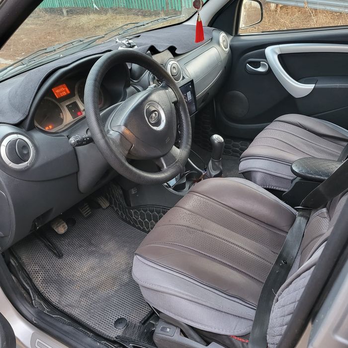 Lada Largus 2014 года