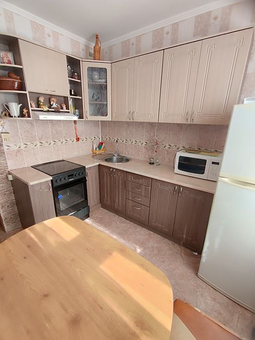 2-комн кв (9-37, 7 эт)