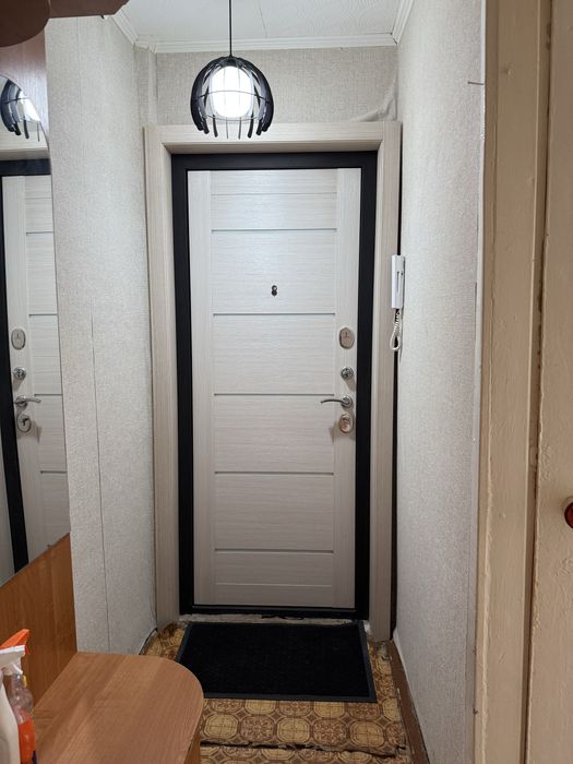 Продам 2 комнатную квартиру 4я линия