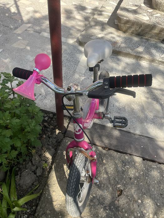 Bicicleta copii pegas soim cu roti ajutatoare