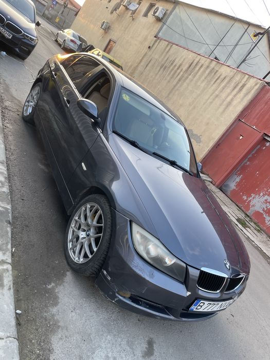 Schimb/vand Bmw e90 tot cu e90 negru ch navigatie