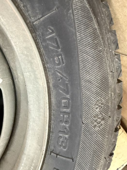 Продам колеса R13 175/70