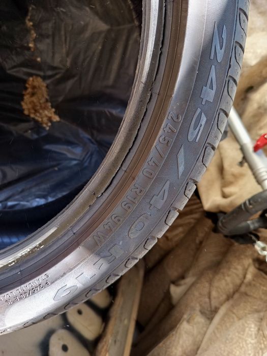 Летни гуми Pirelli 245/40/19