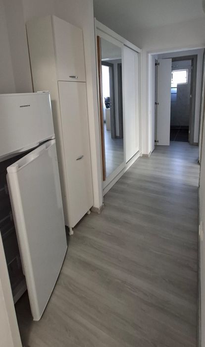 Direct proprietar, închiriez apartament 3 camere la 2 min de metrou 1
