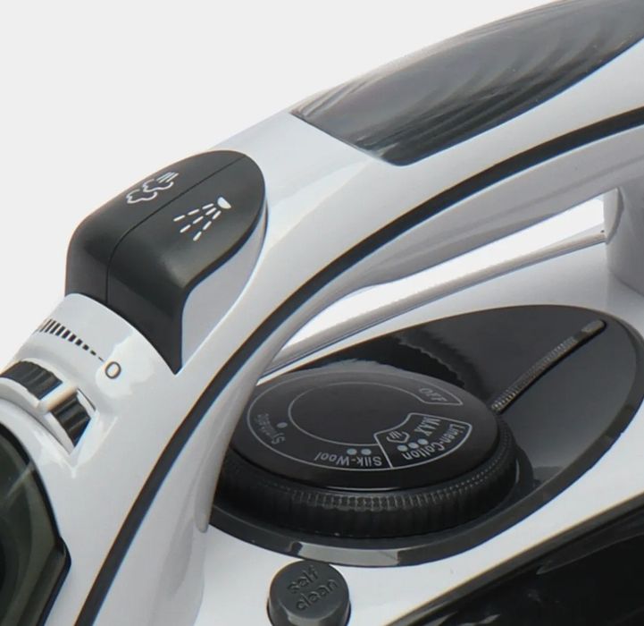 Утюг паровой,новый!