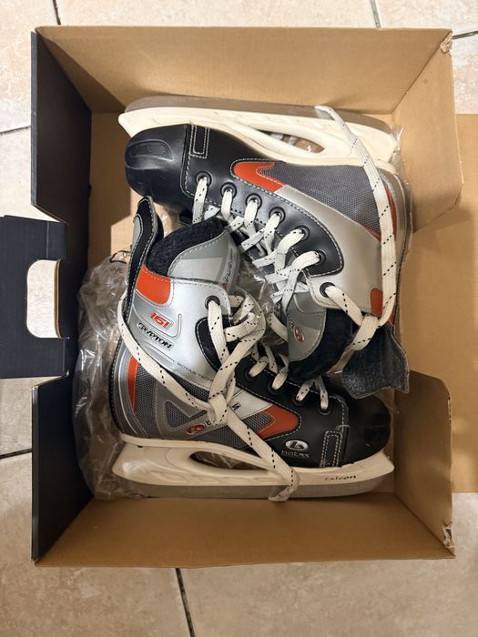 Коньки BAUER 35р.