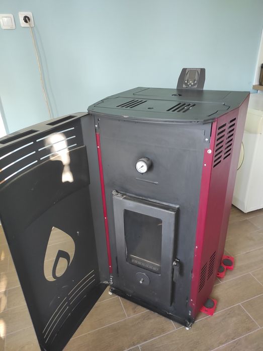Пелетна камина GREYKO 16kW, водна риза